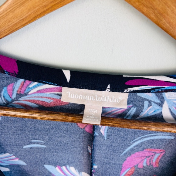 Woman Within Printed Asymmetric Hem Tunic Size 22/24 - Picture 3 of 4